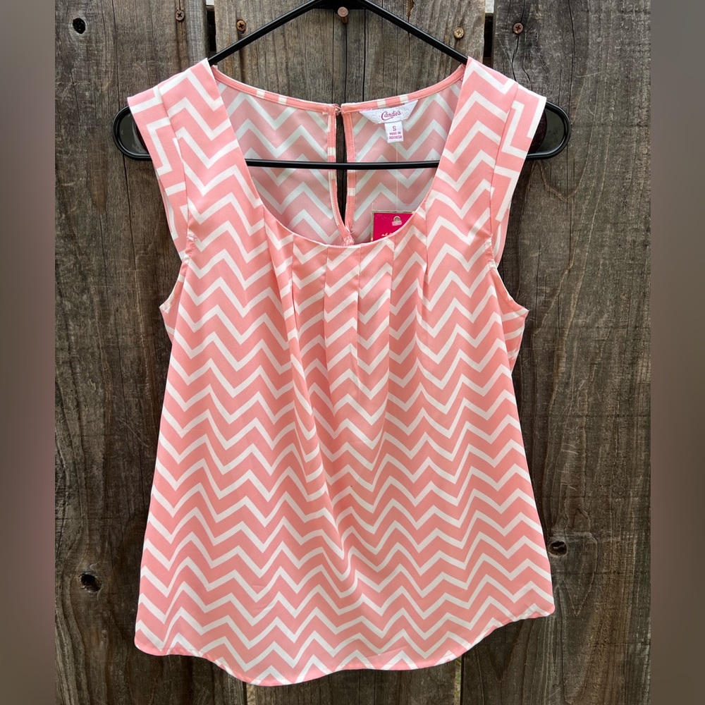 Candie’s NWT sweet blouse